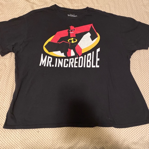 Vintage x Disney x The Incredibles Tee - Picture 3 of 3